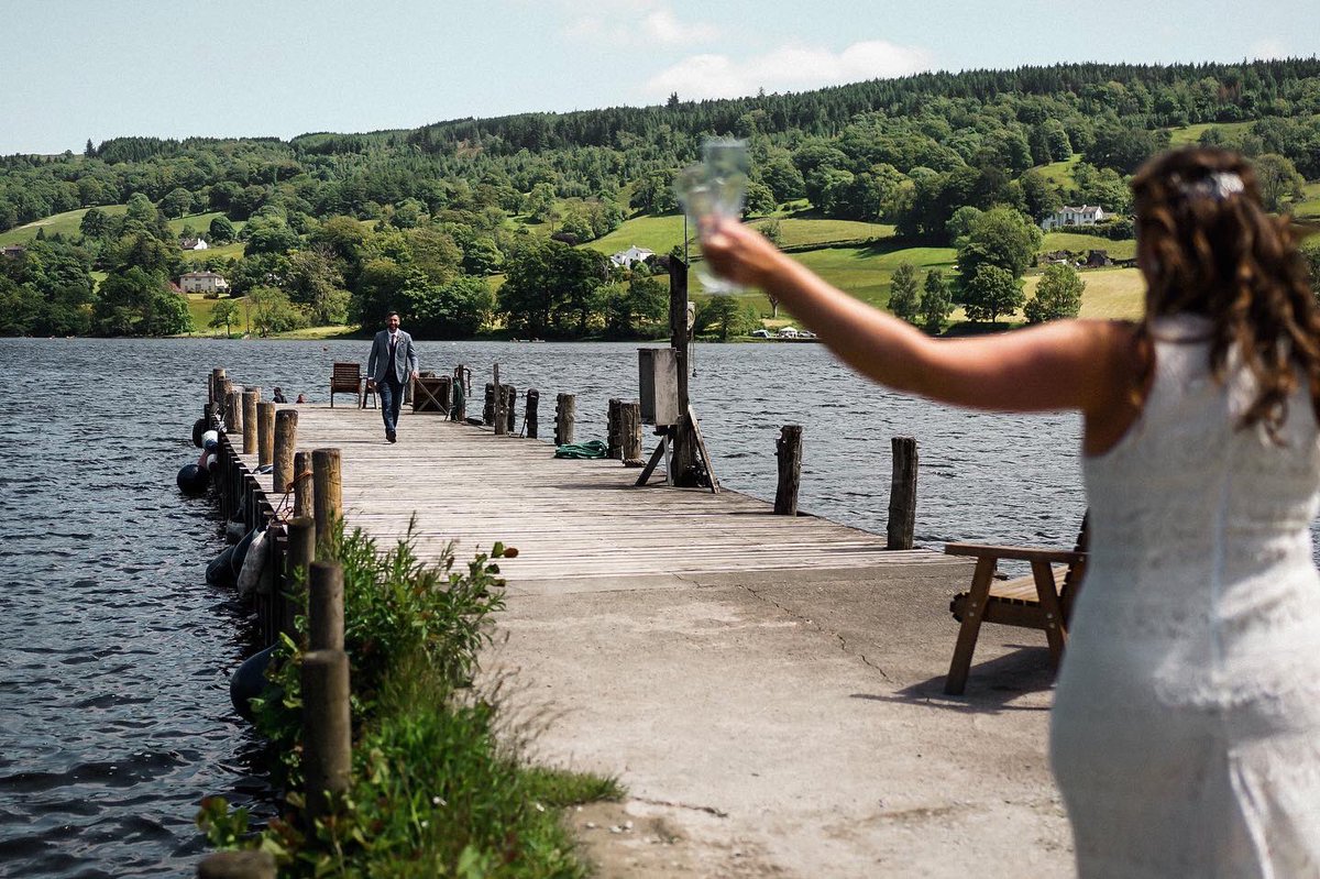 embeePhoto's tweet photo. Into them first looks at weddings! ⚡️wedding in the Lake District. 

#firstlooks #weddingfirstlook #lakeswedding #lakedistrict #conistonwedding #conistonweddingphotographer #lakedistrictwedding #lakedistrictweddingphotographer #marriedinthelakes #gettingmarried2023 https://t.co/C6EmJGcuL4