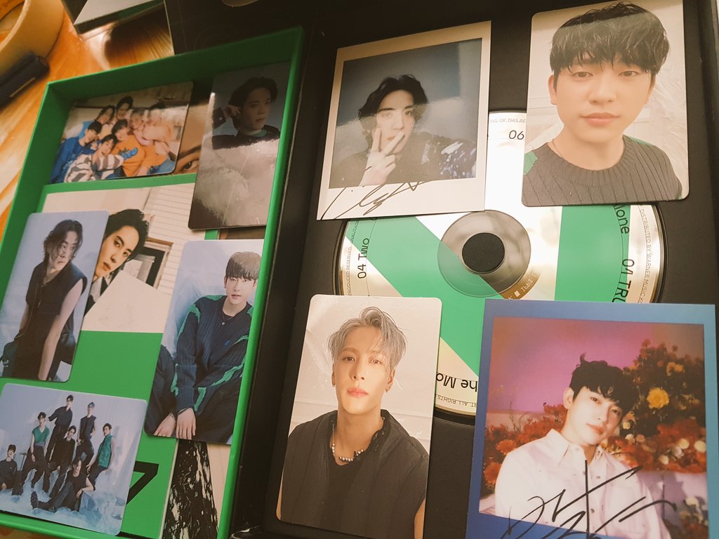 Jsa_shi17's tweet photo. ー #From1026prints

My got7 and seventeen album came home secured today (ღˇ◡ˇ*)♡ Super pogiiii po nilaaa (˃̶᷄‧̫ ˂̶᷅๑ ). Thank you @1026prints, Till our next transaction~! https://t.co/FDTSaMrwuc