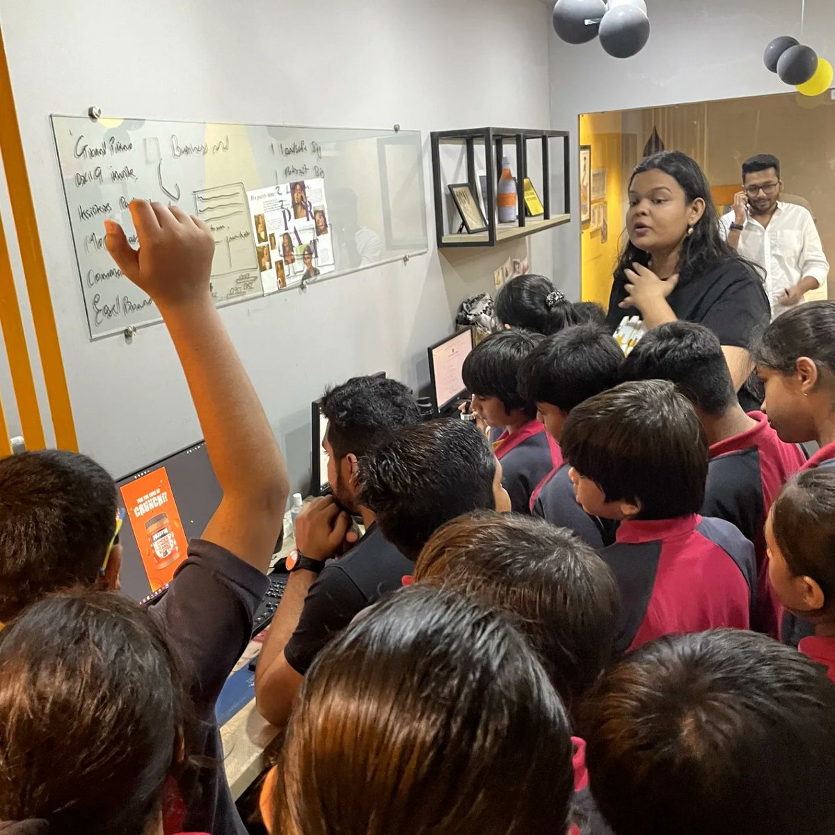 FSSurat's tweet photo. Grade 5 visited the Gemius digital marketing studio for their ongoing unit - Digital media where they gained valuable insights about digital marketing. @gemiusindia

#Grade5 #Newlearnings #Fieldtrip #FSHappenings #FSWay #FSLife https://t.co/FKLGHLSZjx
