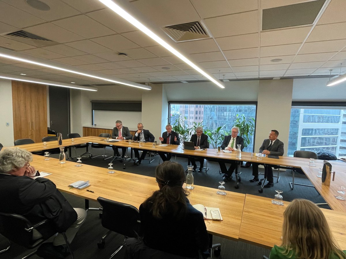 EurAusBiz's tweet photo. Great discussion today between 🇩🇪 @bueti of the @Europarl_EN &amp; EABC Board Members representing @Siemens_Aus @ThalesAustralia @ACCIONA_AU @Servcorp @MonashUni on the urgency of an #AusEUFTA for enhanced strategic cooperation! #EnergyTransition #security #innovation #IndoPacific https://t.co/vyfO4TKSa0