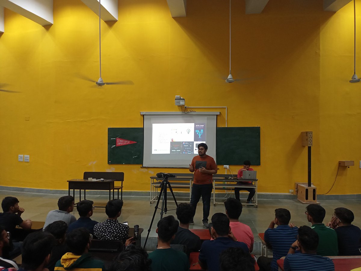 dscnitrourkela's tweet photo. GDSC NIT Rourkela takes immense pleasure for being able to conduct its first successful offline event on Off-Campus Internships and Placements after a long halt of two years due to the pandemic inviting a footfall of 200+ people.

@GoogleDevsIN @googlestudents @nitrourkela https://t.co/6jDkQJEeUR