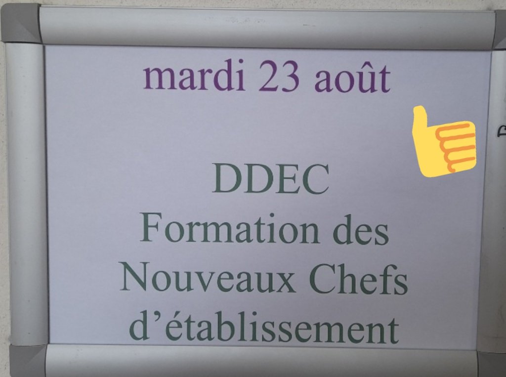 apel_35's tweet photo. La rentrée a sonné : l Apel 35 à la rencontre des 9 nouveaux chefs d établissements École.
#ddec35 https://t.co/Ojp1F6fEuY