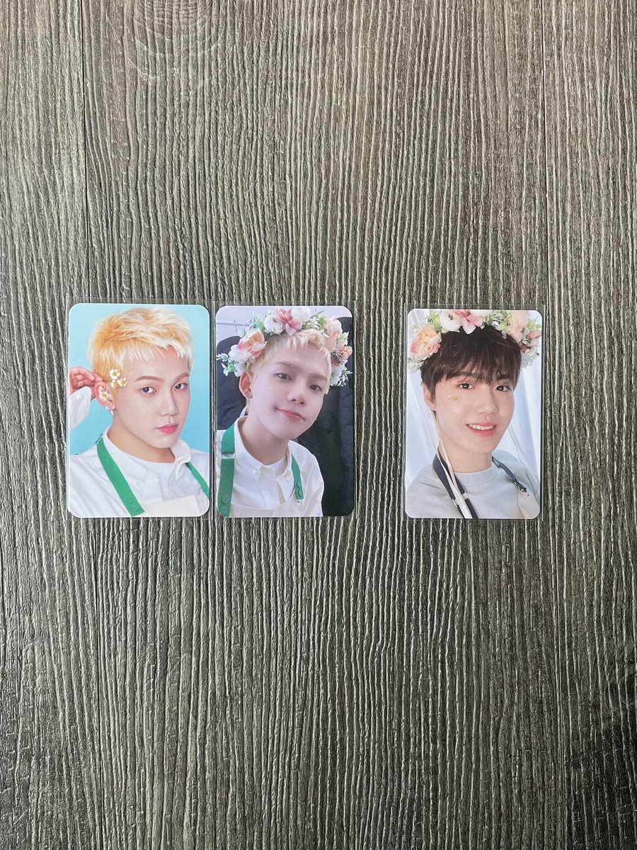 haruzzled's tweet photo. WTS TREASURE HYUNSUK DOYOUNG BLOOMING

Hyunsuk tincase pc - RM15 per set
Doyoung weverse pob - RM65

#pasarTREASURE #pasartreasuremy https://t.co/yYVtwX7KWZ