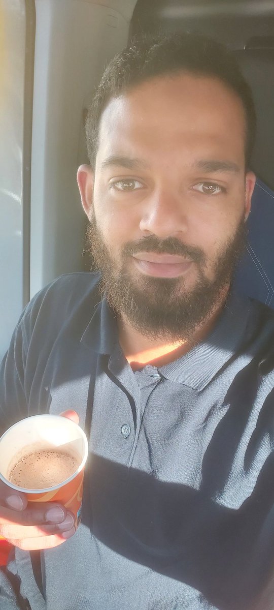 VbilalF's tweet photo. Wir können nicht mit unserem hoca Alpaslan Kuytul hocaefendi gerade an dem selben Ort ein Kaffee/Cay trinken,aber unsere Herzen können das!!! 
Alamanya/Munih
#GönüllerBirOlsun
#AlparslanHocayaÖzgürlük https://t.co/hFKvcuuxSC