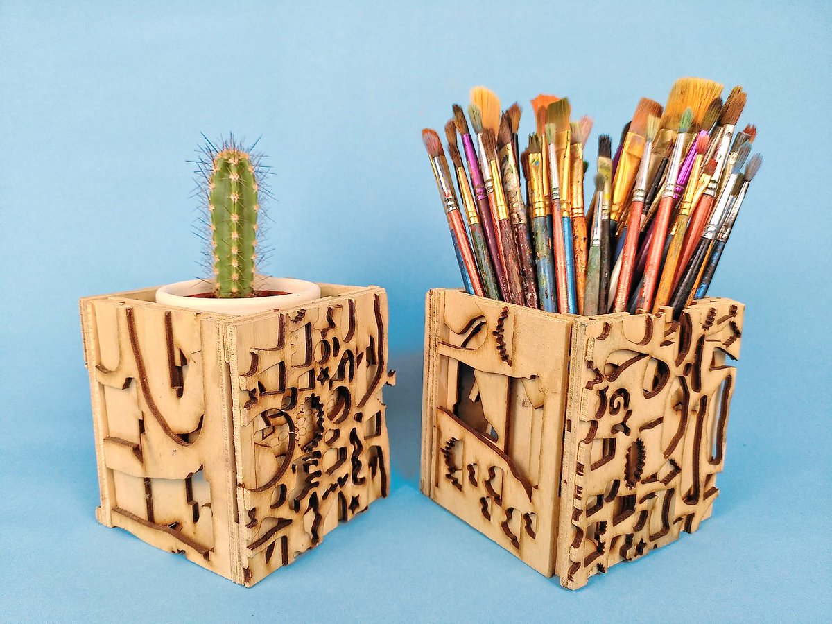 StaffsLibraries's tweet photo. Great to be working with @juneauprojects to offer FREE craft workshops 5th Oct #LeekLibrary 10am-12pm &amp; #NewcastleLibrary 2pm-4pm
as part of #GreenLibraries #ChangingClimatesChangingLifestyles  Booking essential. Contact Leek or Newcastle libraries @libsconnected https://t.co/mYrDQXWDkK