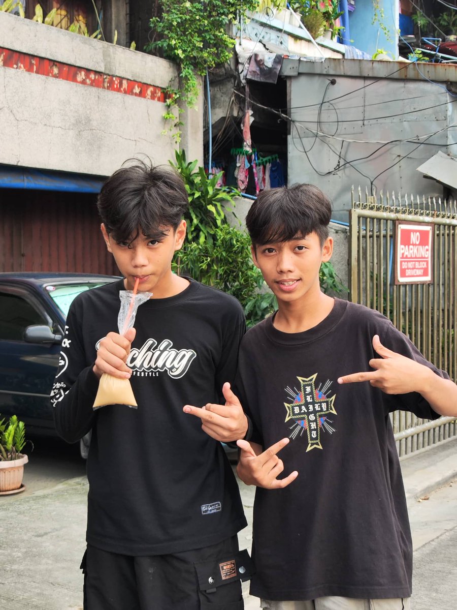angeloqt21's tweet photo. HAPPY BIRTHDAYY og tine https://t.co/9QKZafcqZv