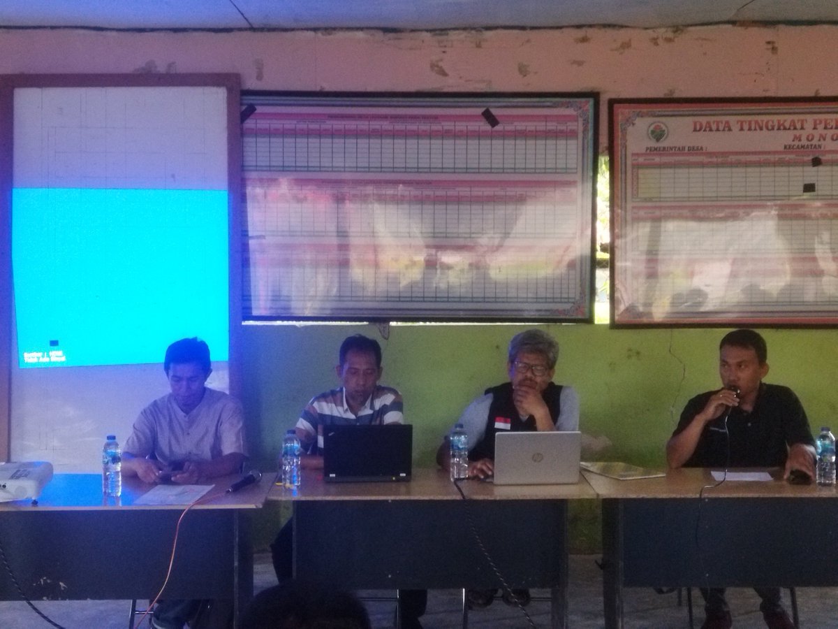 Citizen_Tomini's tweet photo. Sosialisasi Tranformasi Program DBM-UPK Eks PNPM menjadi BUM Desa Bersama, kepada Pemerintah Desa se Kecamatan Tomini oleh TPP Kab. Parigi Moutong.

@kemendespdtt @halimiskandarnu @ditjenpdp https://t.co/9ko8RO8qdd