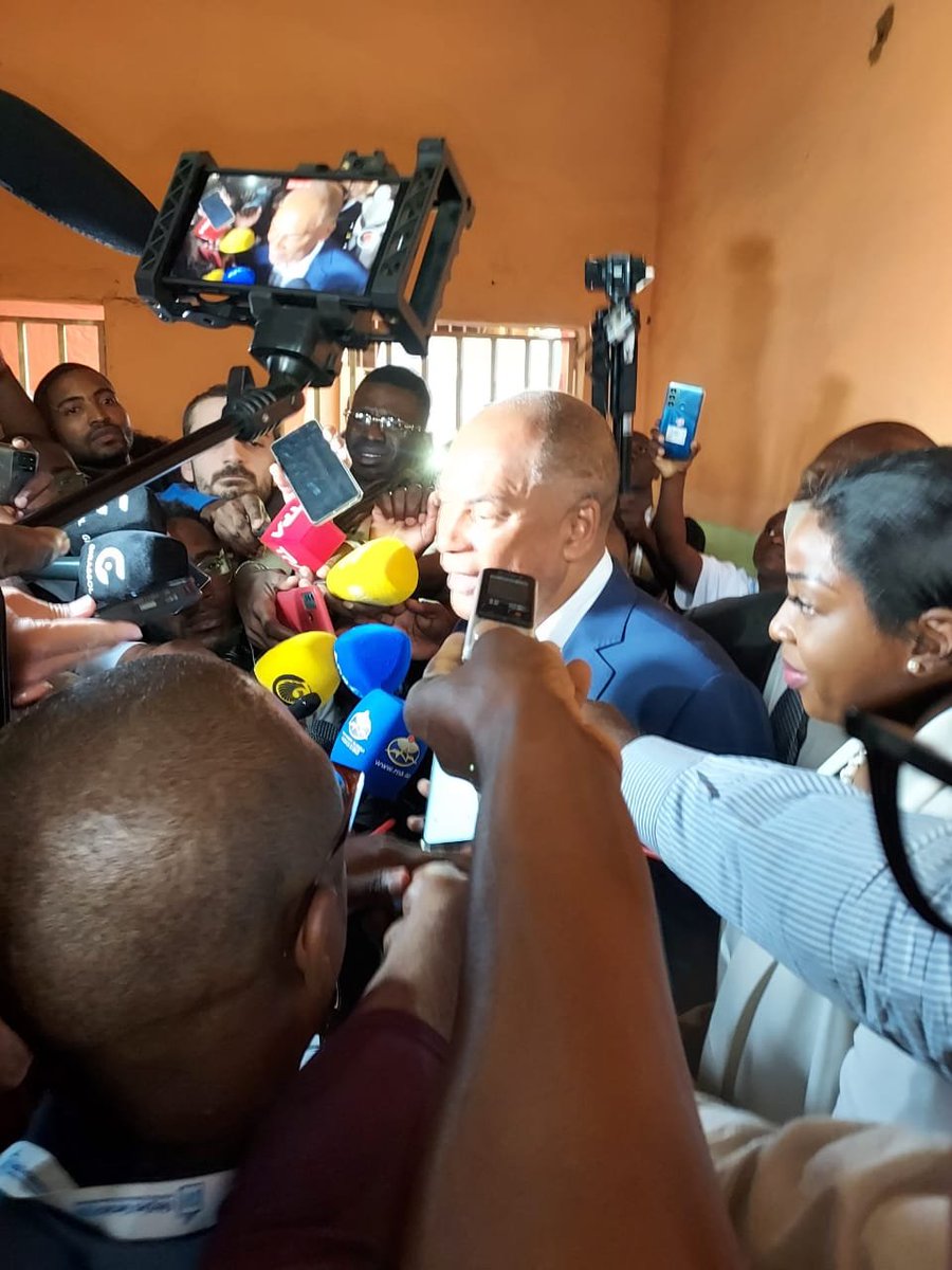 AngolaBriefing's tweet photo. Opposition candidate Adalberto da Costa Junior has cast his vote this morning.

Sign up to the Angola Briefing to receive next update in the coming hours, on this momentous day for Angola!
https://t.co/eOLmFEh2yO https://t.co/WYpPAI7dCL