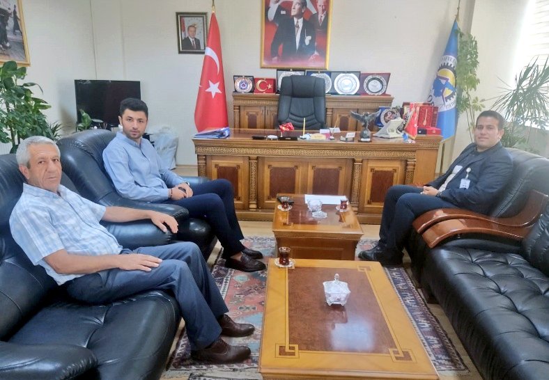 LÖSEV'den kurumumuza ziyaret...
Van Demirciler Odası Başkanımız Sn. <a href="/Kenanakalin2/">Kenan akalin</a> Lösemili çocuklar için yapılan sağlık ve eğitim çalışmalarını anlatan Halkla İlişkiler Personeli Sn. Hüseyin Kaplan ve Sosyal Hizmet Uzmanı Sn. Mertcan Bozdağ'ı ağırladı. 
<a href="/losev1998/">LÖSEV</a> <a href="/isaberge65/">İsa Berge</a>