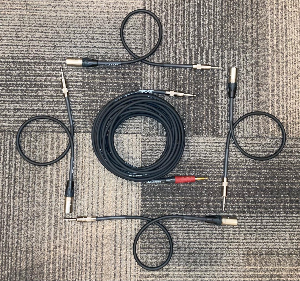 divinenoise's tweet photo. These cables went out to John Taylor of @duranduran a couple of weeks ago! 

#guitarcable #knowyourtone  #gearporn #geartallk #guitarsdaily #guitartech #madeinportland #madeinoregon #johntaylorduranduran #johntaylor #duranduran https://t.co/so1BSbBCng