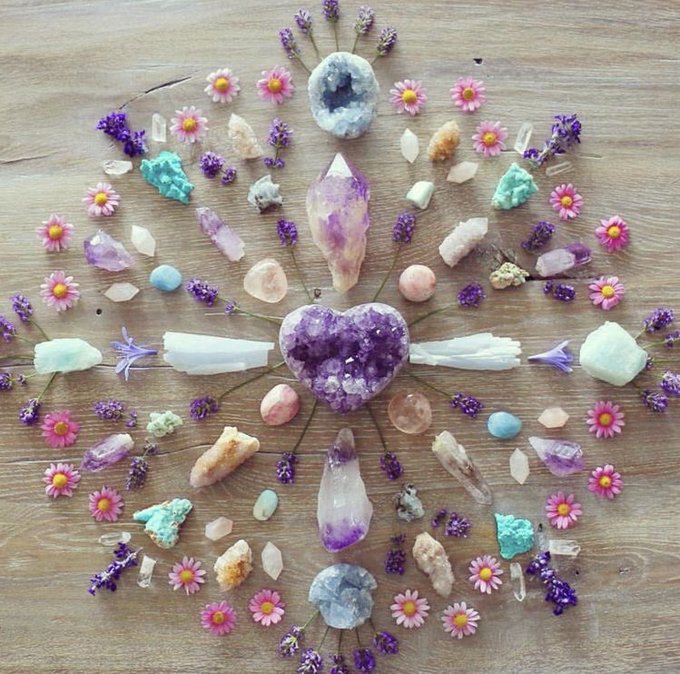 HHeartspace's tweet photo. "In a #crystal we have #clearevidence
of the existence of a formative #lifeprinciple,
and though we cannot
understand the life of a crystal,
it is nonetheless a #livingbeing."
#NikolaTesla
#heartspace #massage #healing #blessings https://t.co/ToibRWsuBi