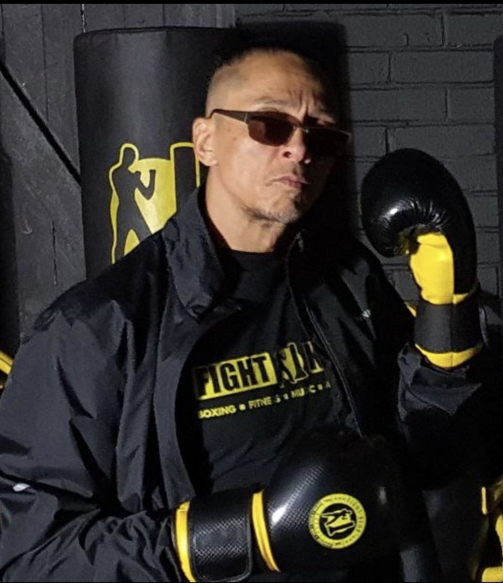 Navi4Real's tweet image. #FIGHTKLUB 
This Sat 27.08.22 
Come celebrate my 
Bday with a fitness workout 9am-Midday
@BoxparkWembley
with @TroyDureh 
&amp;amp; @Get_Sharper 
feat: Top DnB Jungle DJs 
+ Live PA • get ur tkts👉🏾 linktr.ee/fightklub 
fitness lifestyle forever💯
#LIONFIRE 
#FightKLUB 
#Energygator