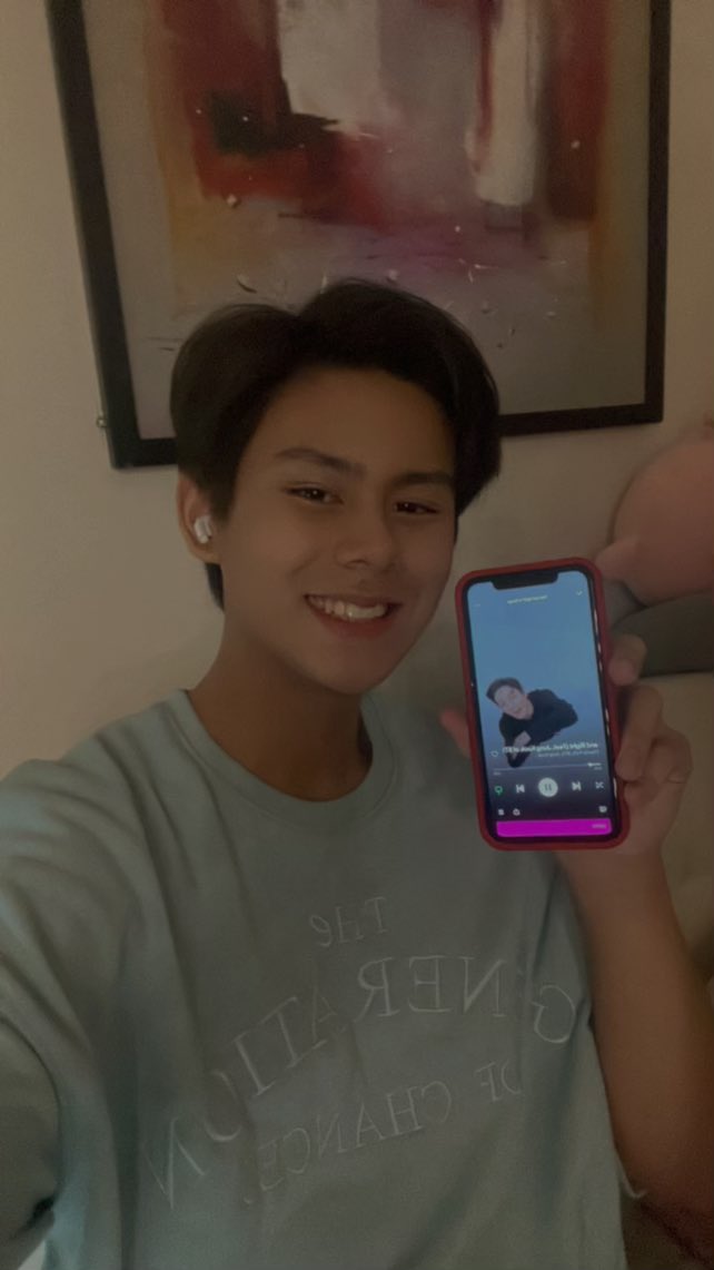 bryceeusebio's tweet photo. #ReadySetG na ako to pay for my own things anywhere and anytime! 👍🏼 Register and get a fully verified GCash Jr. account with just your student ID so you can do more of what you love!

#ReadySetGwithGCashJr 
@gcashofficial 💙 https://t.co/f1w9cMimDB
