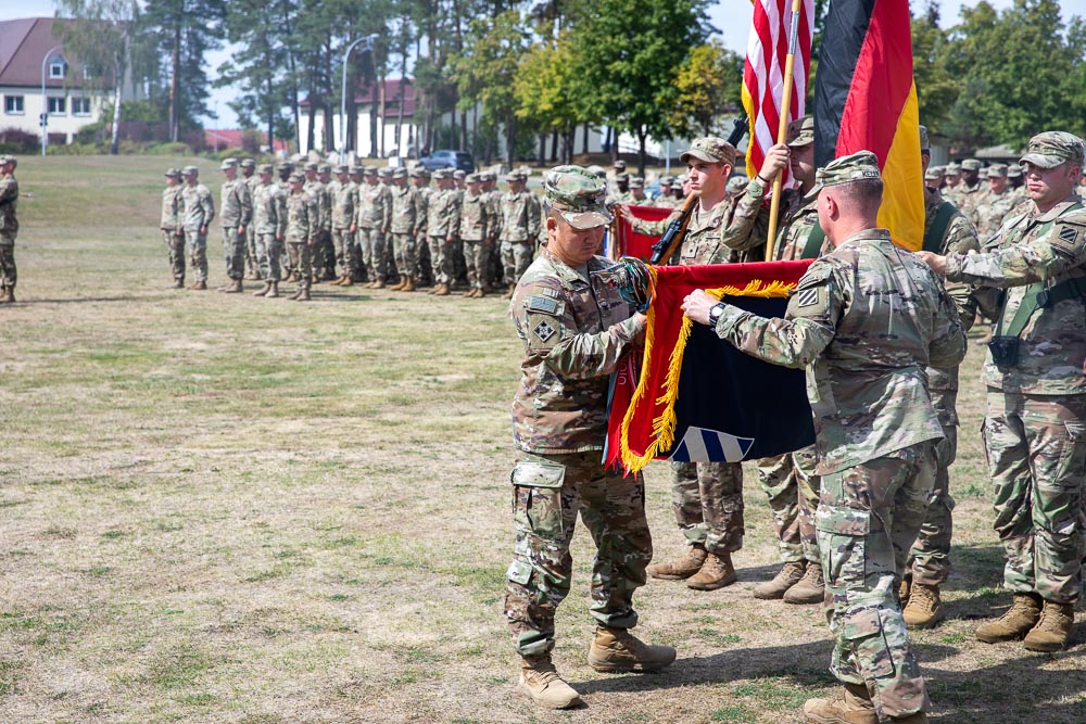 7thATC's tweet photo. Job Well Done ๐ซก @usarmy #Soldiers assigned to @1ABCT_3ID conducted a Casing of the Colors 8/22 in #Grafenwoehr #Germany ahead of their return to the U.S. after a 6-month deployment.
๐ธSpc. Adrian Greenwood
#StrongerTogether #TrainToWin #RaidersFirst
@US_EUCOM @USArmyEURAF https://t.co/U9Og6hSmxj