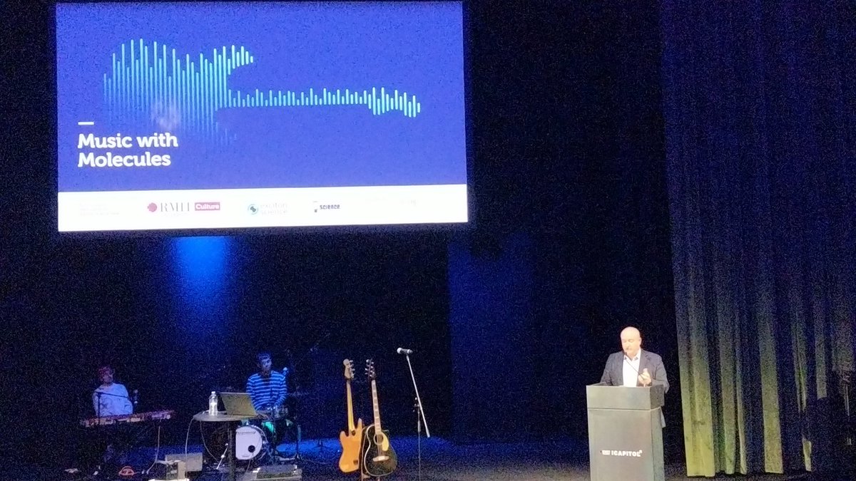 PhysicsMitch's tweet photo. CNBP's own @brantgibson introducing NMR-based music with Dr Liam Hall https://t.co/m3WXMZxiHk
