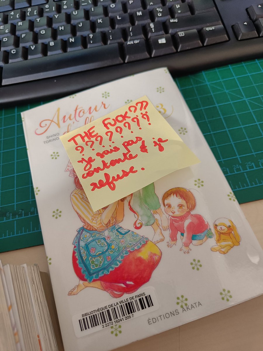 just_librarian's tweet photo. je ressuscite ce compte pcq une collègue m'a laissé ce post it incroyable sur mon bureau et que fallait partager https://t.co/Q7Ghk4xnSL