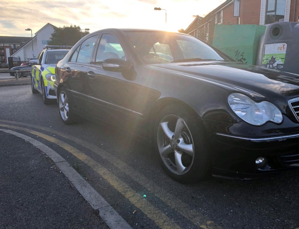 tvprp's tweet photo. #Reading

Vehicle was seen in suspicious Circs in #Bracknell. Failed to stop and was pursued into #Reading. Driver decamped. Enquiries are ongoing to identify him. The vehicle has no insurance and believed to be invovled in drug supply. #Seized #chancer

#Tvprpu #TRCshift

#P1879 https://t.co/7SJ4fjh01N