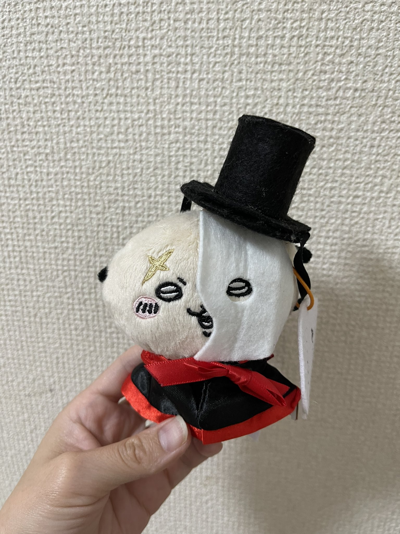 もこ フェルトで仮面と シルクハット作った マントは百均にて ちいかわお針子部 T Co Owtcevr59s Twitter