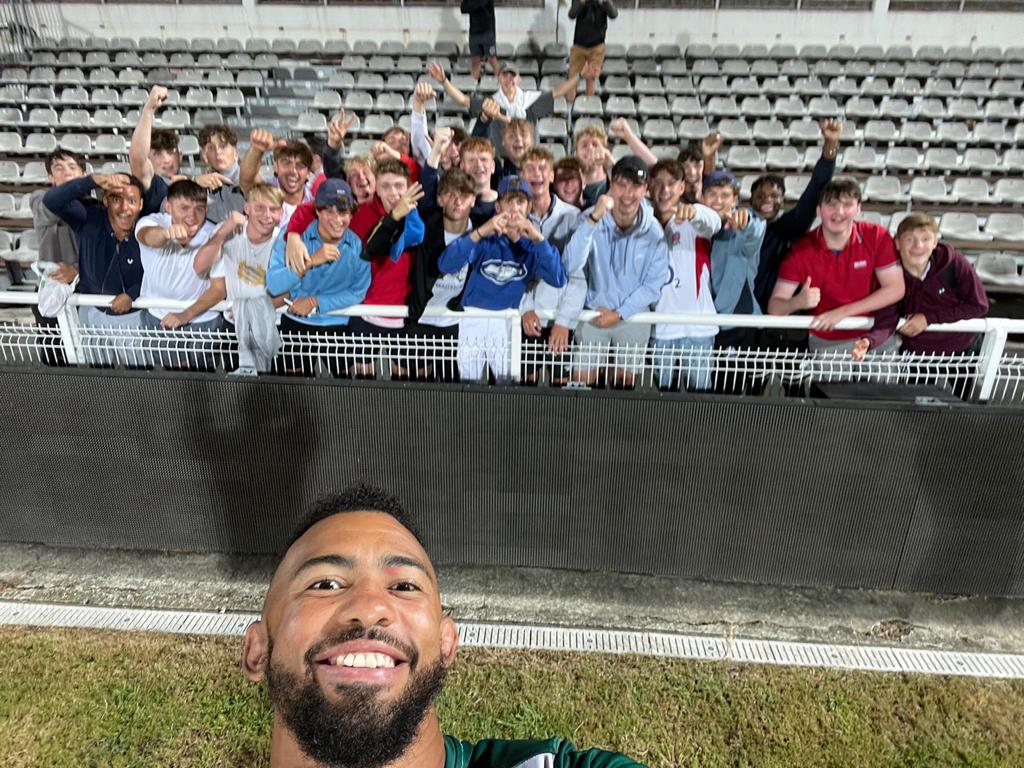 We ❤️ your support.

Great to see <a href="/stjohnrugby/">St John’s Rugby</a> in the crowd last Thursday against Biarritz! 

📸: @SUzokwe, <a href="/1_willd/">Will Davis</a> + <a href="/bobby_d_4/">BdW</a> 

#ETF 🟢⚪️