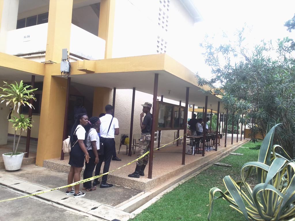 watsuptek's tweet photo. 📍📍 SRC ELECTIONS 📍📍
It's almost midday and so far the numbers at some polling centers are not encouraging.
#KNUSTDecides
#WatsuptekReport
#ElectionCorner22 https://t.co/YNAGasyg1C