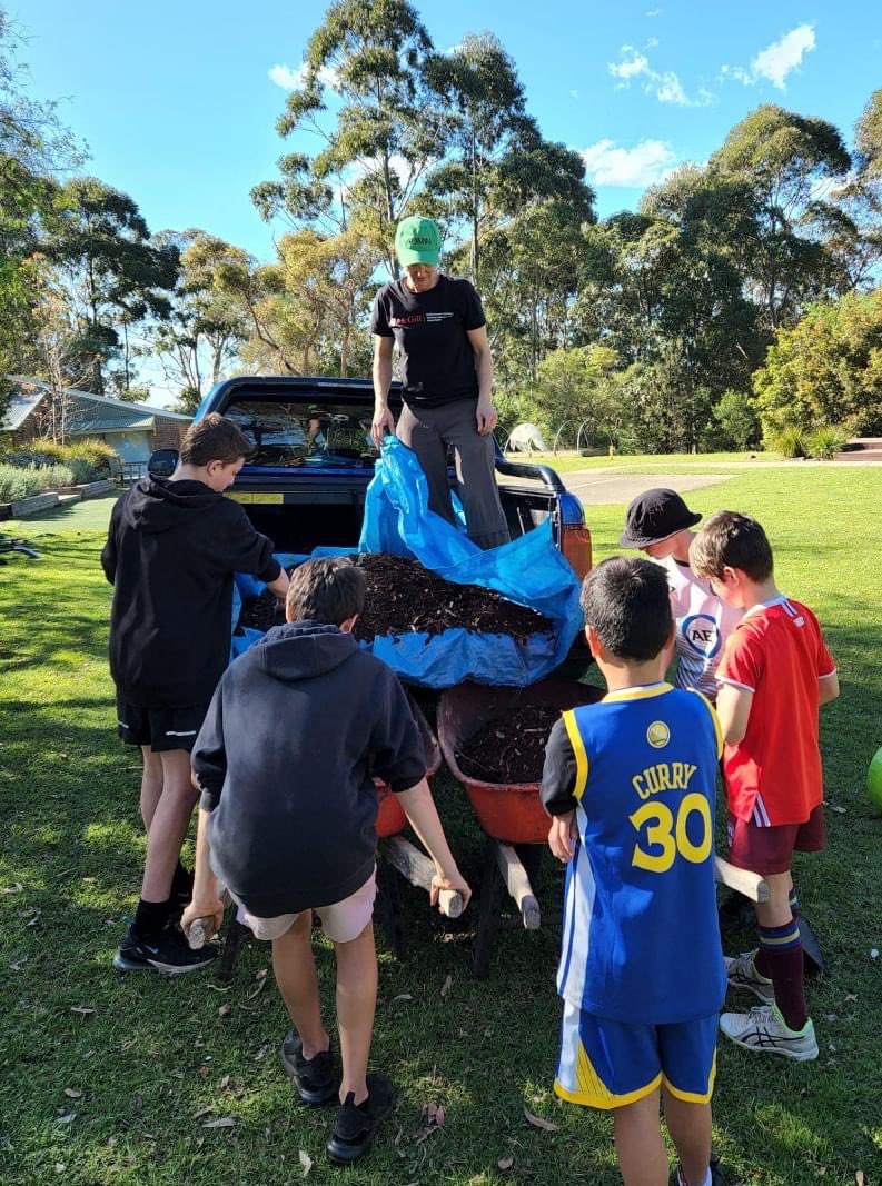 A huge thank you to our wonderful P&amp;C for coordinating a working bee last Sunday 21 August to help get our gardens ready for Spring. It was great to see our amazing community volunteers support our school!