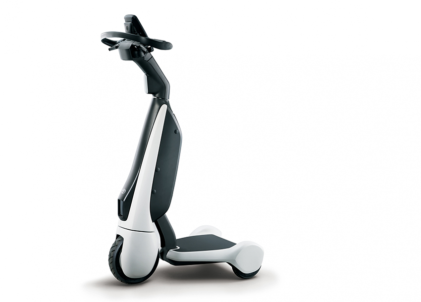 ¿Conocías nuestro #Toyota C+Walk T? 👀 Un vehículo eléctrico de batería de tres ruedas para dar libertad a quien más la necesita. 🙌🏻