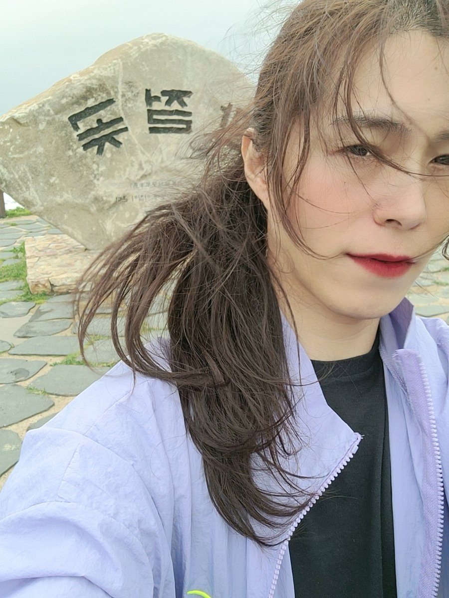 DFoxy0214ea's tweet photo. #cd #여장
하필 태풍이 ㅋㅋ https://t.co/ntmw618md4
