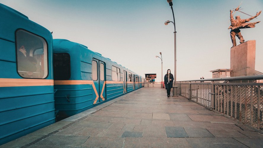 agaucheorg's tweet photo. La loi 5371 en Ukraine supprime le droit du travail

« C’est une défaite complète. Les masses laborieuses se retrouvent concrètement divisées, éparpillées, écrasées »

https://t.co/iUxtMpjele https://t.co/m5NKDdgroy
