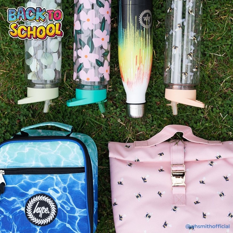 ParcTrostre's tweet photo. New lunch bags and waterbottles have got to be the best thing about going back to school, right? 💁‍♀️ Shop the back to school range in store at @WHSmith now.

#BackToSchool #school #schoolshop #shopping #parctrostre #llanelli #southwales https://t.co/9f3n5DJgjE