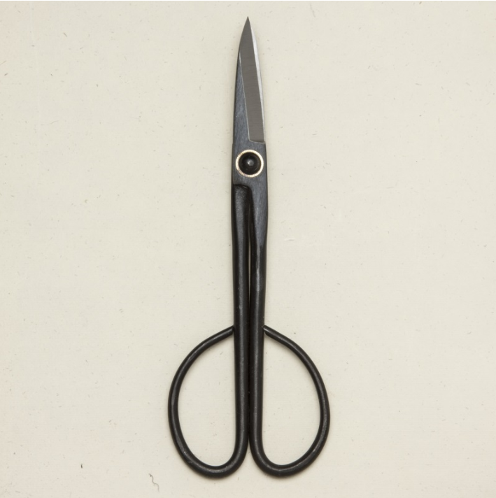 japetoltd's tweet photo. If you haven't already started, get outside and get dead-heading! Japeto offer a whole range of pruning tools which are perfect for the job. Get yourself over to the website, https://t.co/t87f8NuOit 🌹 #japeto #japetotools #japanesegardentools #japanesegardening #japetogardening https://t.co/LgX1KXLs6G