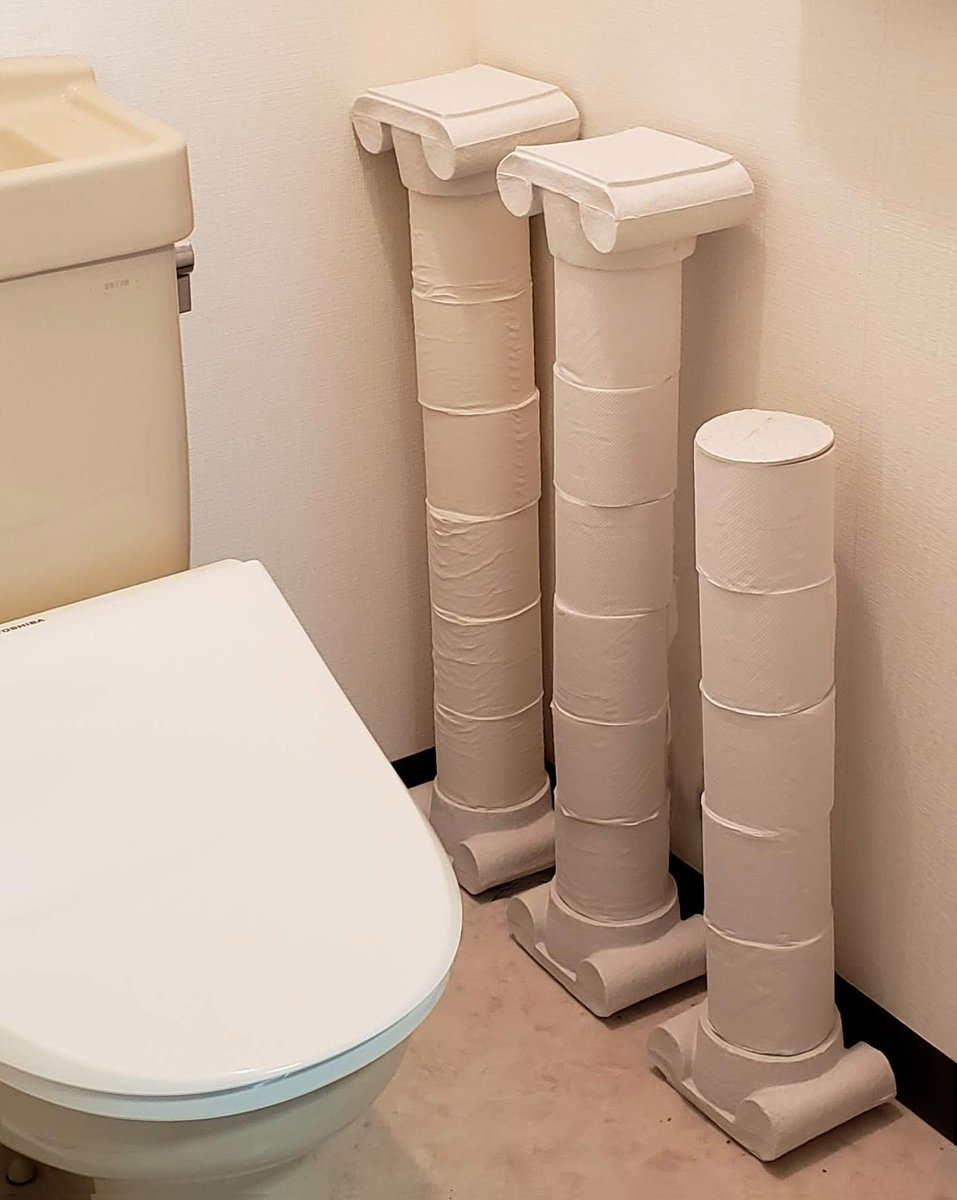 skyfish_creator's tweet photo. #多分私しかやってない
トイレットペーパーをギリシャ神殿の柱のように飾るグッズ、水道管パイプのように飾るグッズ https://t.co/mWh97yCOff
