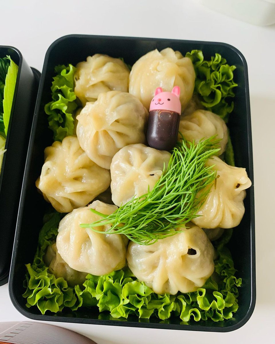 Bentoandco's tweet photo. We recently got to chat with Dulguun (@dulguunts) from Mongolia for our Bento Tips blog series.
Dulguun says "When preparing bento, try to keep a variety of flavors and colors in one bento. My husband says there is love in a bento.❤️"
https://t.co/393kh1xnjH
#buuz https://t.co/YBGbO5Mpxx