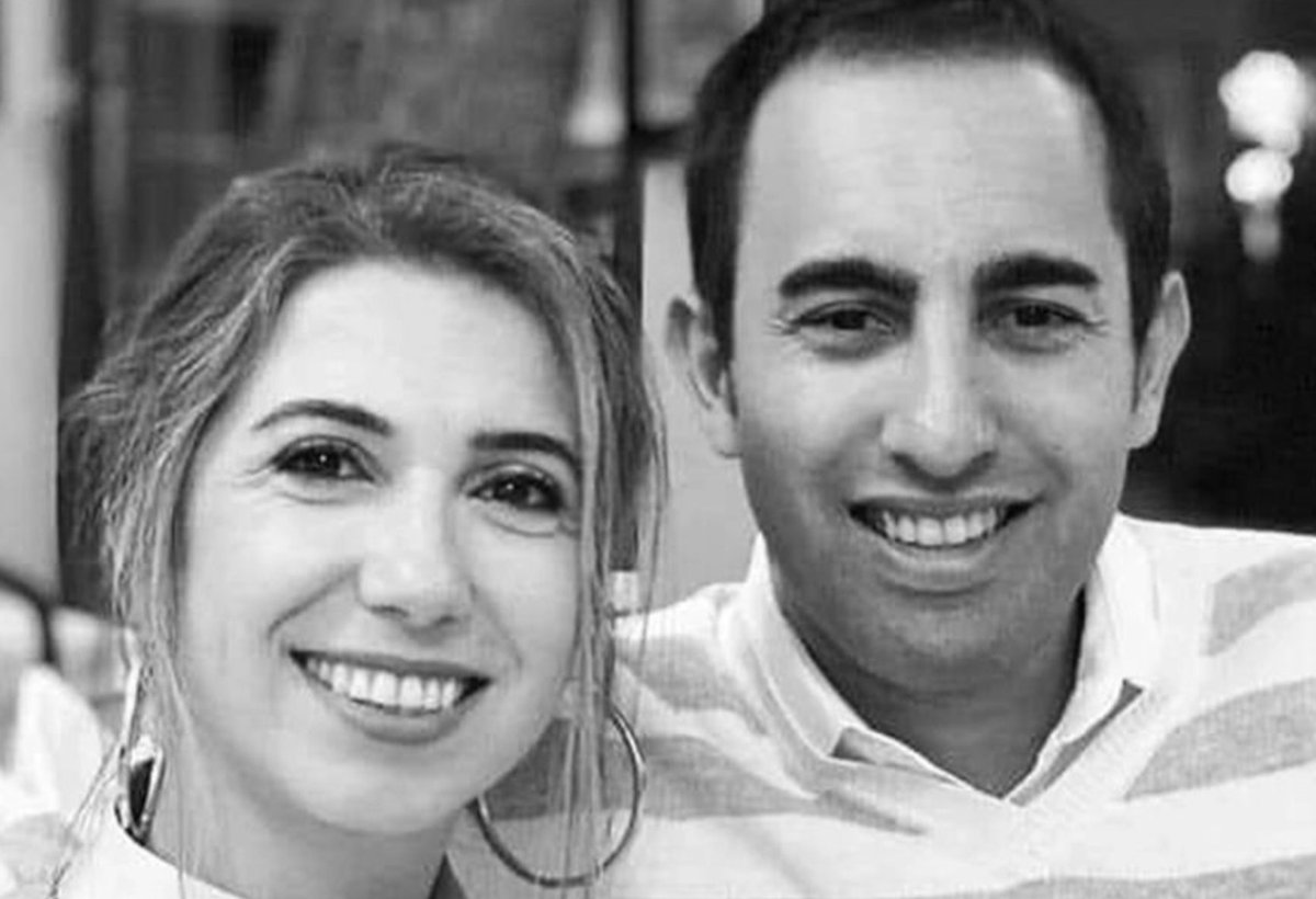 Çekiçler Mermer Yönetim Kurulu Üyesi Mustafa Çekiç ve eşi Özlem Çekiç trafik kazası sonucu vefat etmiştir.
Cenazeleri 24.08.2022 günü ikindi namazını müteakip M. Sami Ramazanoğlu Camisi'nden kaldırılacaktır
Mustafa ve Özlem Çekiç'e Allah'tan rahmet, yakınlarına başsağlığı dileriz