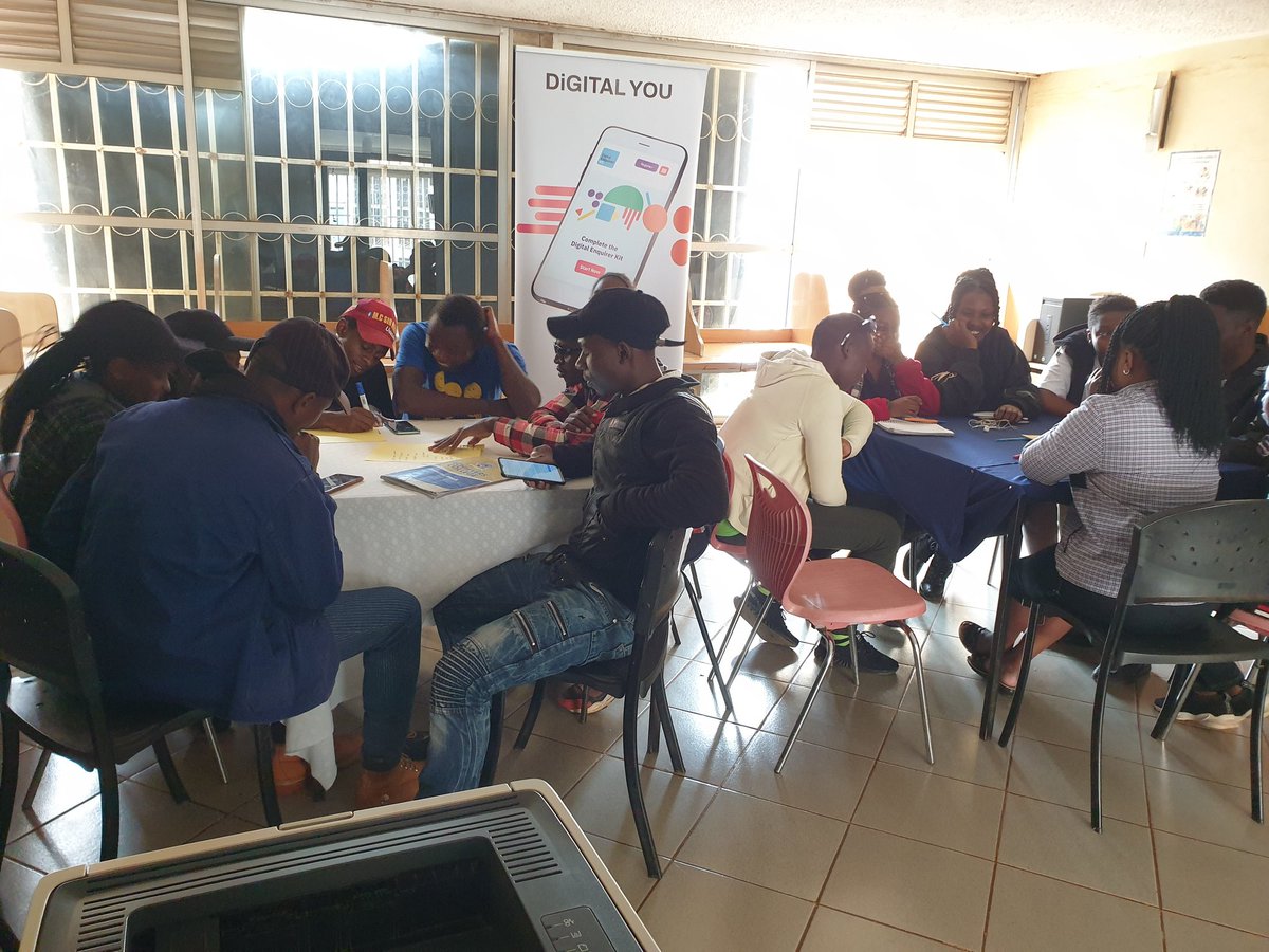 flesymz's tweet photo. You have probably seen fake videos and wondered how they are made. Today, @knlsmedia Embu youths investigate how technology is used to create fake videos and disseminate fake news.
#InfoPowered @Info_Activism https://t.co/oNvYEFOqKY