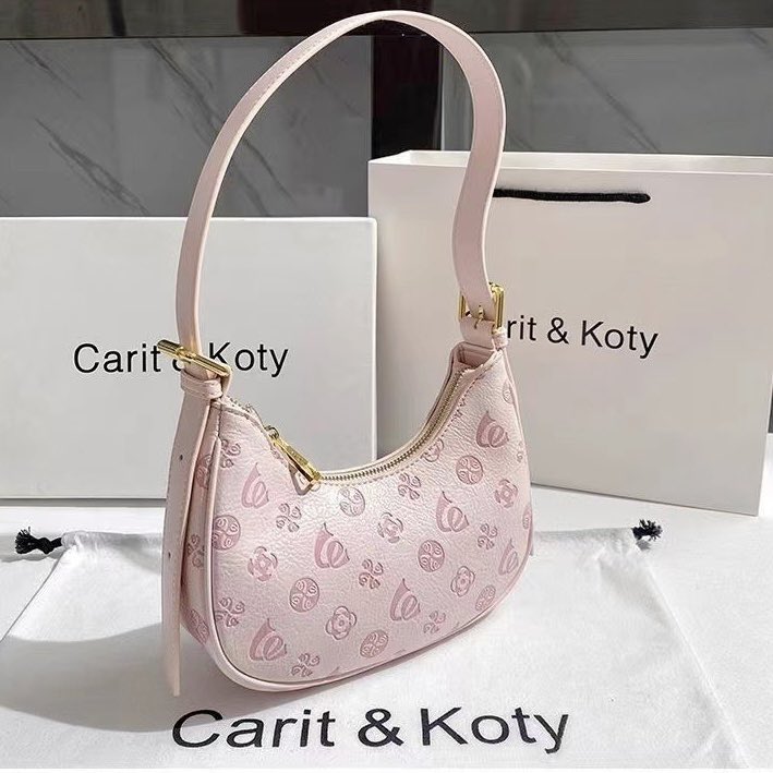 weqshop's tweet photo. ♡̶🍦pre order🩰 กระเป๋าถือ — Carit &amp; Koty รุ่นนี้คั้บ สีชมพูนม น่ารักไม่ไหว🥺🛋

🍡ใบละ 199 บาทเท่านั้นค่า
🪄 #รีทวิต ลดอีก 5 บาท 🎟

สนใจสั่งซื้อทาง dm ได้เลยค่า 🎀 https://t.co/M8eTK3NCWo
