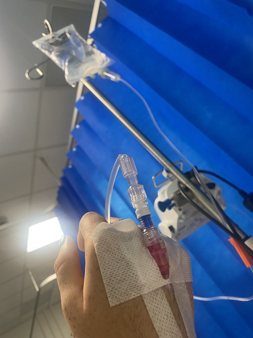 2 pic. Not gonna lie, worst birthday week EVER ??? https://t.co/YXcl8regAD