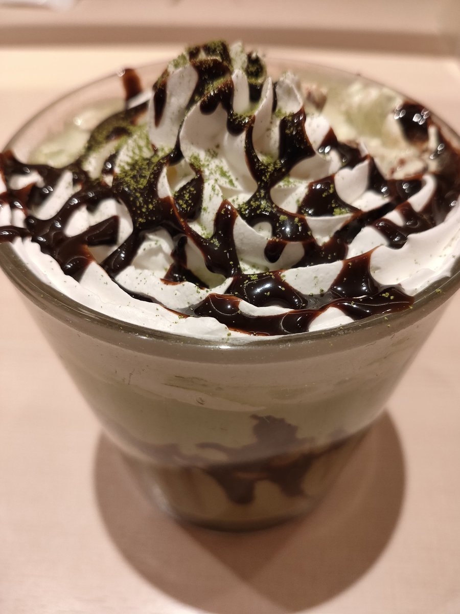 Buildify_yp's tweet photo. 今日も暑くてしんどかったので��茶カフェで休憩🍡🍵このおかげで午後も乗り切れました、ありがとう糖分！ https://t.co/ymzzZ9wmKJ