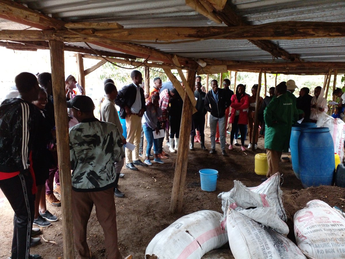 RODI_Kenya's tweet photo. #AATC Training @RODI_Kenya Training and Conference Centre. Learning about biofertilizers Bokashi and Supermagro. 24.08.2022 https://t.co/lJsLRoegei