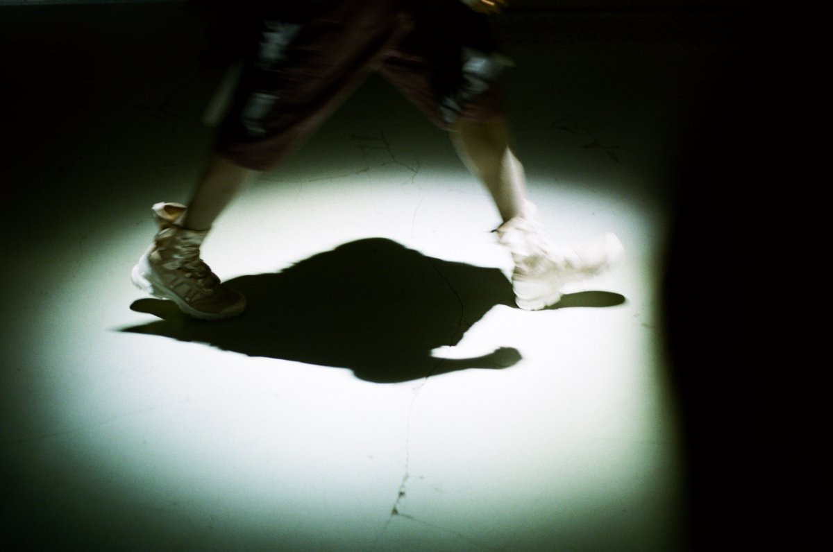 🚨 NEW DROP ANNOUNCEMENT 🚨

I decide to launch my first fashion photos. 

"Dehors la Night" &amp; "Walk in the Light" are coming on <a href="/exchgART/">Exchange Art</a>.

I really love both of them for the colors, the movement and the composition. Give me your thought on these 🙃