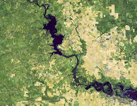 ESA_EarthOnline's tweet photo. New version of ESA’s #eoPortal is online. With its extensive #directory of articles on international #EarthObservation #SatelliteMissions and #AirborneSensors, eoPortal grew to be a reference for the EO community thanks to Dr H.Kramer's tireless work. See: https://t.co/B877L0syHR https://t.co/3FwSa7MlmE