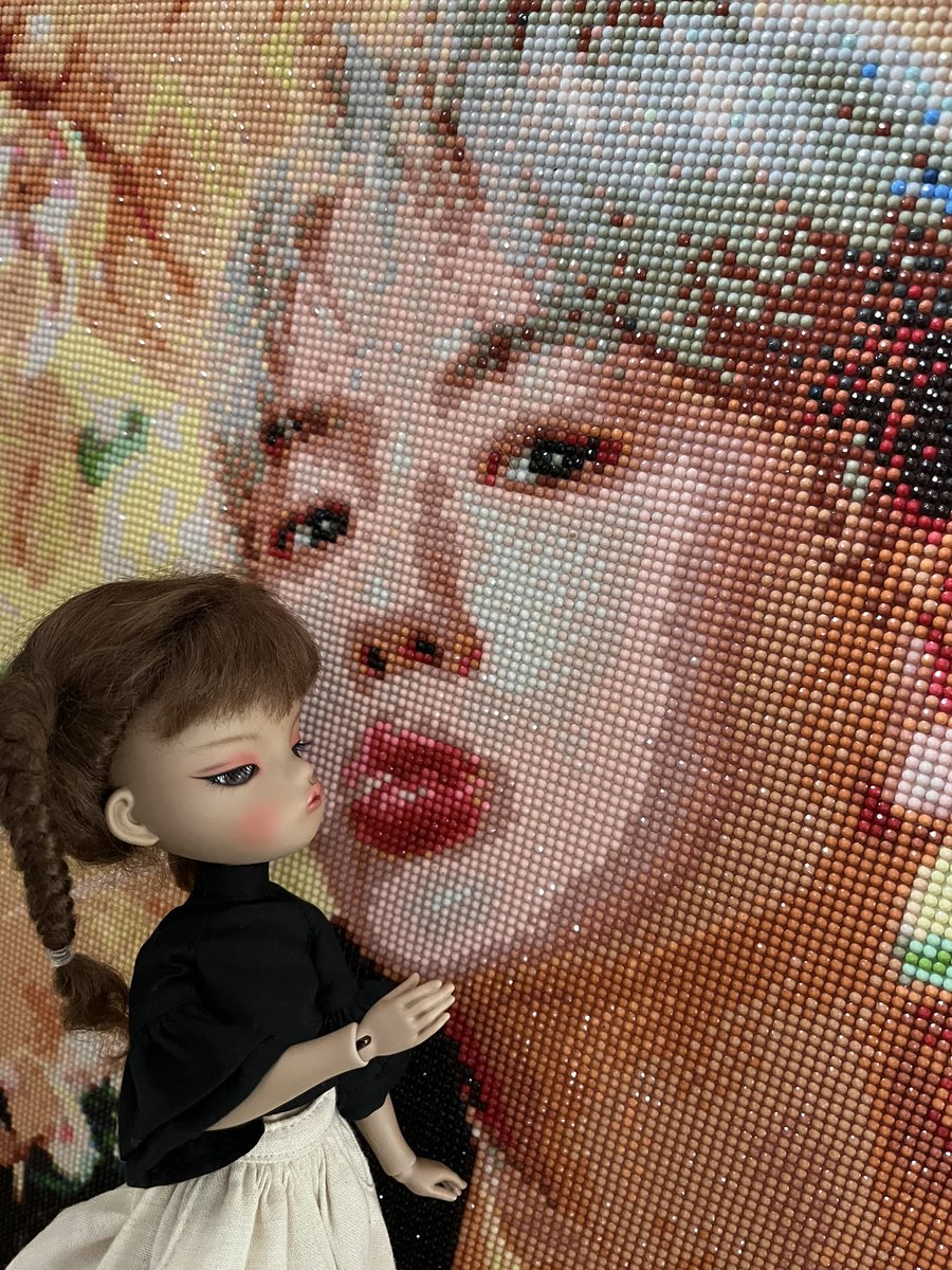 angelmhk's tweet photo. #EXO보석십자수 #백현이보석십자수 #대통님보석십자수 #시크릿돌퍼슨 #시크릿돌

딸램이가 완성한 @daetong1218 님 백혀니보석십자수..☺️☺️🥰

#엑소백현 https://t.co/78qSckA7lU