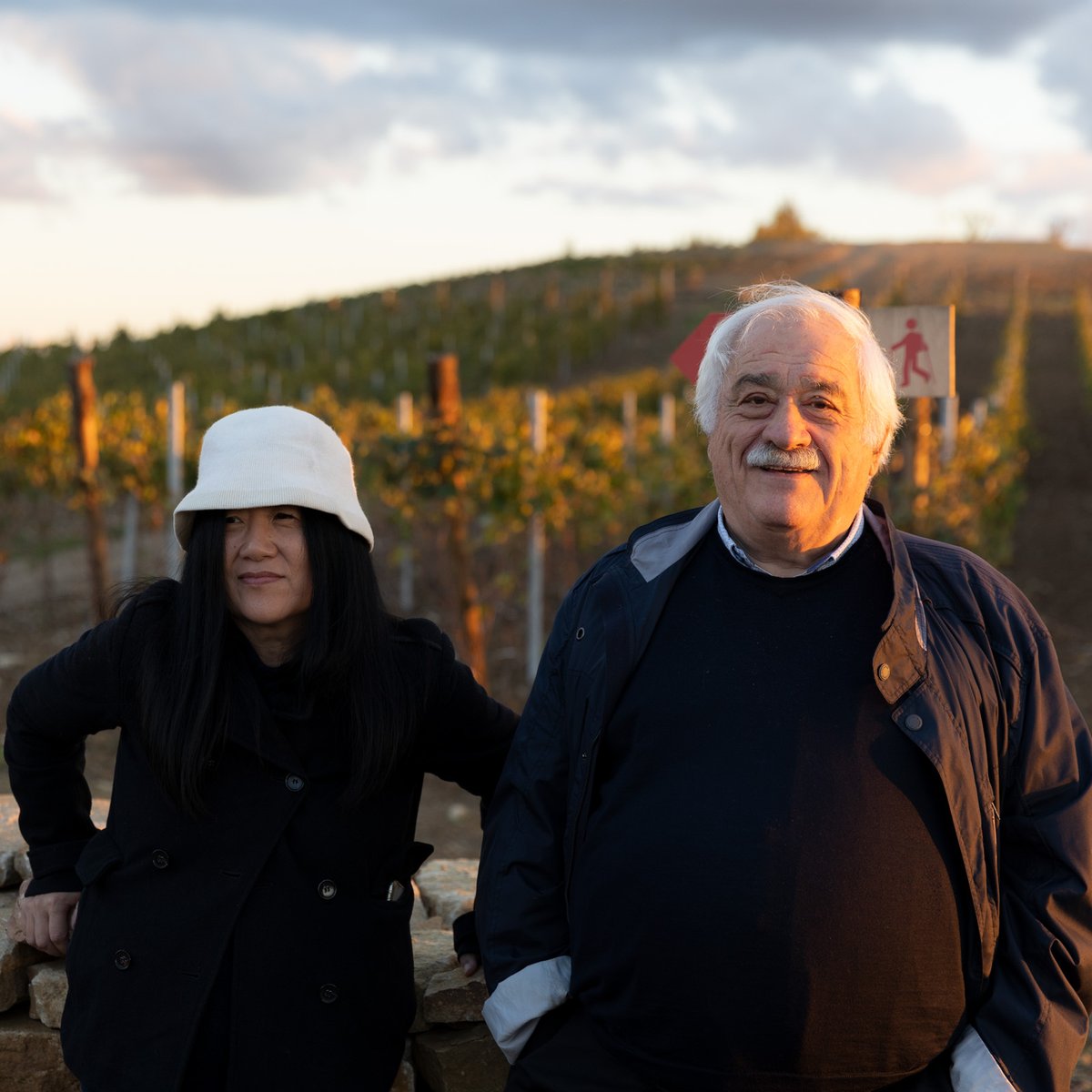 VinitalyTour's tweet photo. 🇮🇹🍷🔥 While we countdown the days to our next trip to Campania, here is a #throwback to our Gita Scolastica in Sardegna! Such a meaningful source of knowledge for our #VIACommunity 🥰📚 #VinitalyInternational #WineEducation #ItalianWineLover #VIA @steviekim222 https://t.co/LBp5AwsZdS