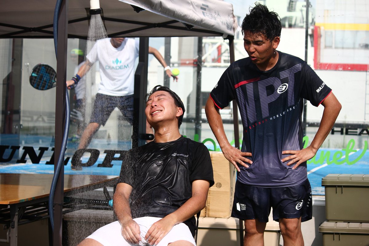 padelnagoya's tweet photo. 最大14時間パデルやり放題

パデ放題がお盆休みに開催されました

この写真が真夏のやり放題の過酷さを物語っています🔥

連休の定番イベントです

次の長期休暇にぜひご参加ください！！ https://t.co/4hifpm0Lhu