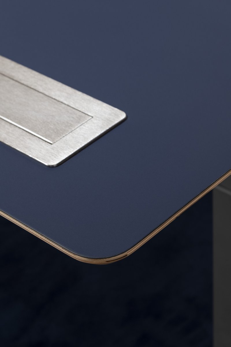 a_arpa's tweet photo. We love details.
A touch of Blu Fes by #fenixntm. https://t.co/IEBgssYi49