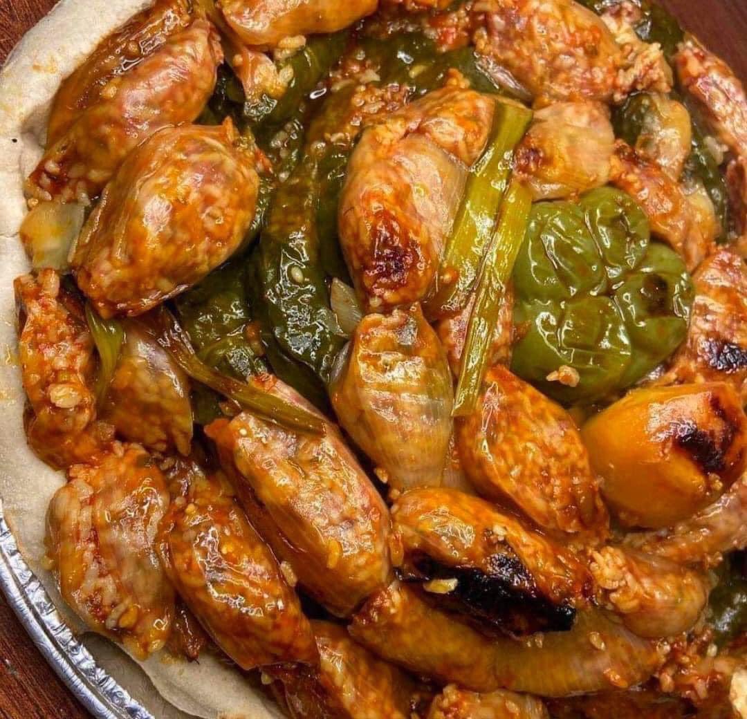 Shams07600881's tweet photo. من انجح الانقلابات في العالم. هو انقلاب جدر الدولمه 😋😋الدولمه العشق الذي لا ينتهي 😂 https://t.co/rXCiGVZefk