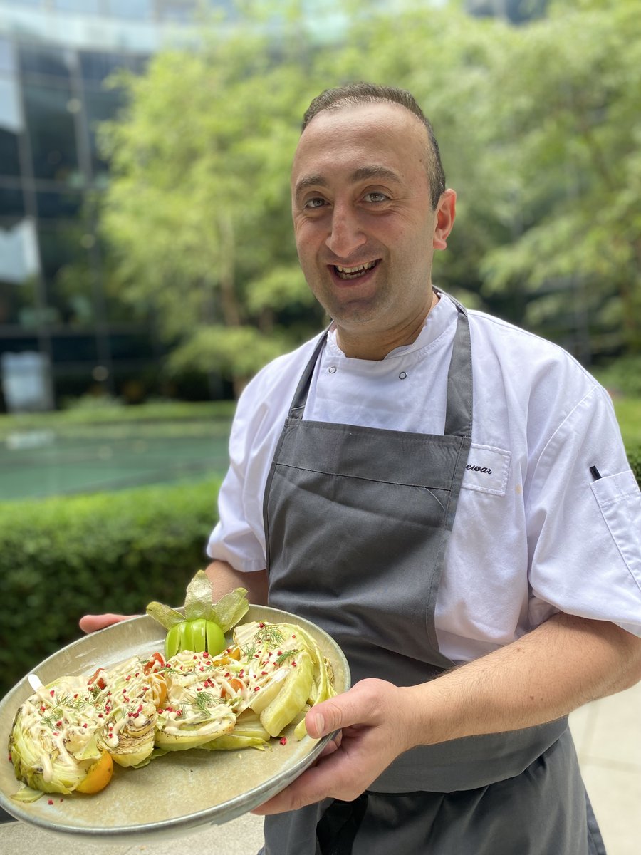 BaxterStorey tweet media