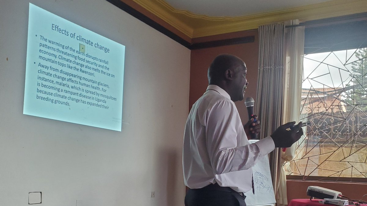 UNA UGANDA (@unauganda) on Twitter photo <a href="/TenywaGerald/">Gerald Tenywa</a>; Journalists are encouraged to carry out investigations and interpretations for environmental journalism
#MediaEngagement
Media is important
<a href="/UNAFinland/">Suomen YK-liitto</a> <a href="/SusanNamondo/">Susan Namondo Ngongi</a> <a href="/BagumaRT/">Baguma T. Richard</a> <a href="/sdgs_ug/">SDG Secretariat Uganda</a> <a href="/jennikauppila/">Jenni Kauppila</a> <a href="/lynderlinda/">Lynder🇺🇬</a> #SDGs #ClimateAndGender <a href="/newvisionwire/">The New Vision</a> <a href="/PiusSuuna/">suuna pius</a> <a href="/TenywaGerald/">Gerald Tenywa</a>; Journalists are encouraged to carry out investigations and interpretations for environmental journalism
#MediaEngagement
Media is important
<a href="/UNAFinland/">Suomen YK-liitto</a> <a href="/SusanNamondo/">Susan Namondo Ngongi</a> <a href="/BagumaRT/">Baguma T. Richard</a> <a href="/sdgs_ug/">SDG Secretariat Uganda</a> <a href="/jennikauppila/">Jenni Kauppila</a> <a href="/lynderlinda/">Lynder🇺🇬</a> #SDGs #ClimateAndGender <a href="/newvisionwire/">The New Vision</a> <a href="/PiusSuuna/">suuna pius</a>