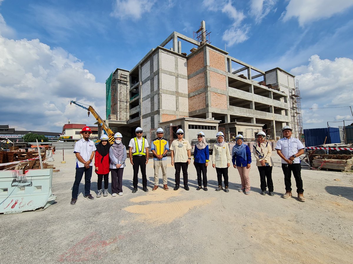 mustafaabu782's tweet photo. Selesai sudah Audit SPOSH di Projek Pasar Baru Ampangan, Seremban, Negeri Sembilan.
@JKRMalaysia @JKRNS
#hecticaugust #kpdatangdone #nextauditarchitect #nextauditenvironmental #auditmonth #seremban #ampangan #sujaman #admutiara #pppns #projekahead #projekmantap #kohado https://t.co/VYwBaXbogo