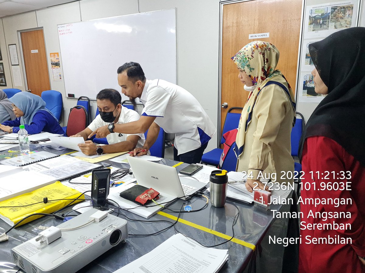 mustafaabu782's tweet photo. Selesai sudah Audit SPOSH di Projek Pasar Baru Ampangan, Seremban, Negeri Sembilan.
@JKRMalaysia @JKRNS
#hecticaugust #kpdatangdone #nextauditarchitect #nextauditenvironmental #auditmonth #seremban #ampangan #sujaman #admutiara #pppns #projekahead #projekmantap #kohado https://t.co/VYwBaXbogo