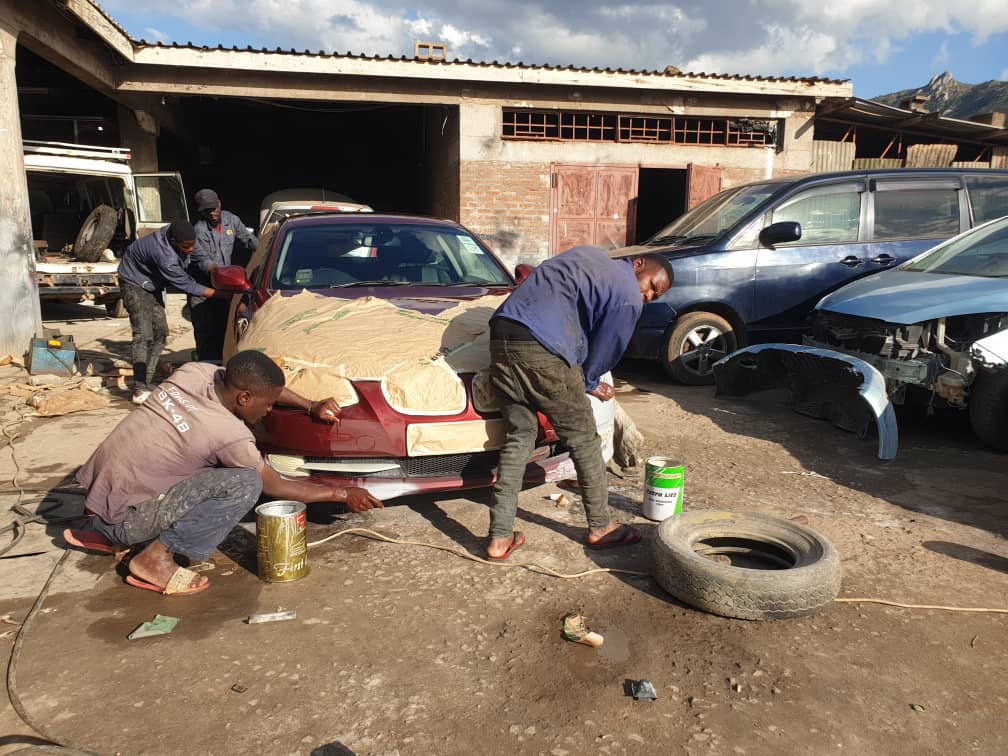 MandRworkshop's tweet image. Today's colour is red🥵🥵🥵